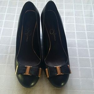 Jessica Simpson wedges size 7